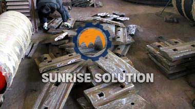 What are the starting methods of large ball mills?