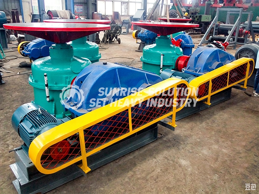 Cement clinker grinding