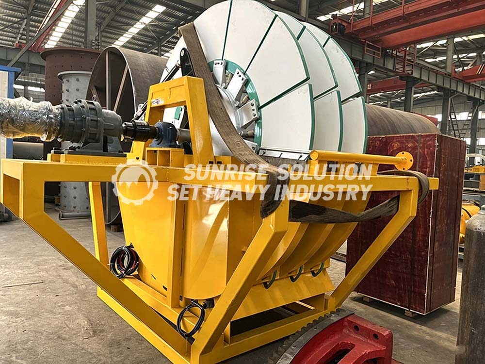 Disc vacuum filter